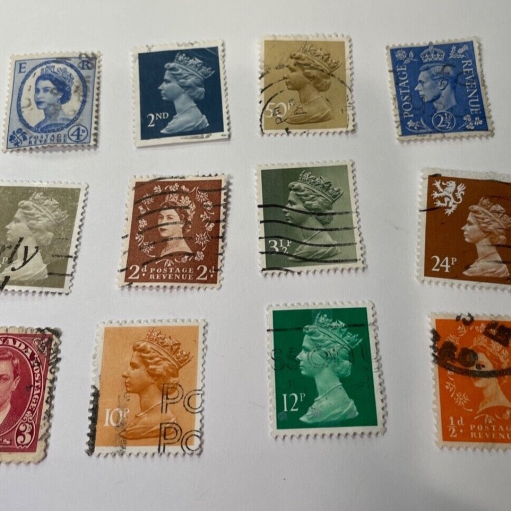 12 Vintage Mix British Stamps Of Queen And King By Machin In 1924. set # 8